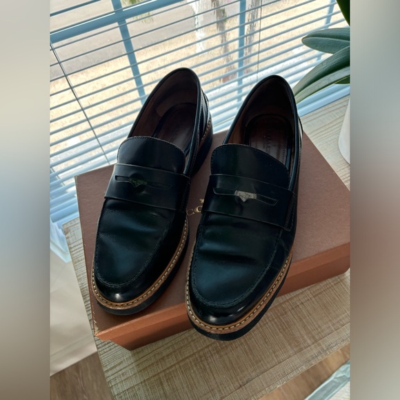 Coach Indie Box Calf Black Loafer - Picture 1 of 5